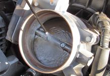 How To Use CRC GDI Intake Control device Cleaner