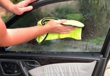 How to Clean Car Windows Without Streaks